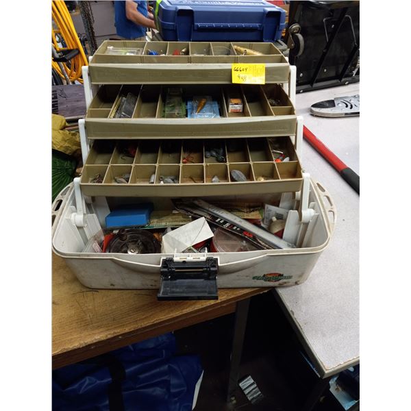 FLAMBEAU TACKLE BOX WITH CONTENTS