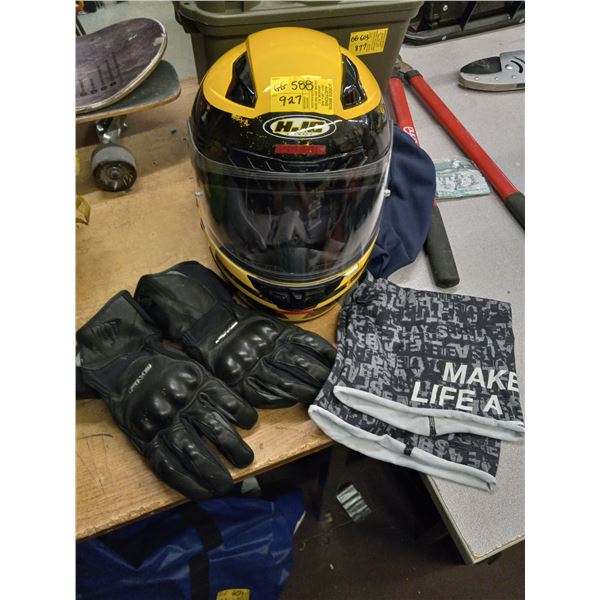 HJC MOTOR CYCLE HELMET SIZE MED WITH GLOVES AND COVER