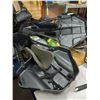 Image 3 : PLANO SPIRE CROSS BOW HARD SHELL CASE