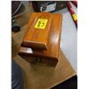 Image 1 : SHOE SHINE BOX WITH MISC CONTENTS