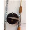 Image 2 : ROD AND REEL