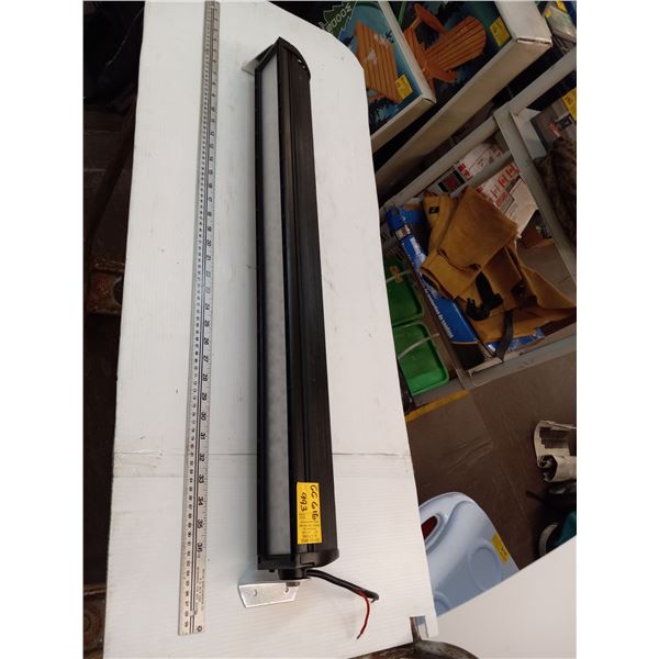 LIGHT BAR FOR A VEHICLE