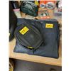 Image 1 : AIR MATTRESS WITH PUMP