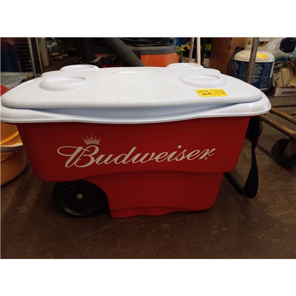 RED RUBBERMAID BUDWEISER COOLER WITH COOLER BAGS IN SIDE