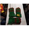 Image 1 : 3 PR OF THINSULATE GLOVES NEW