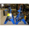 Image 1 : 2 THREE TON JACK STANDS