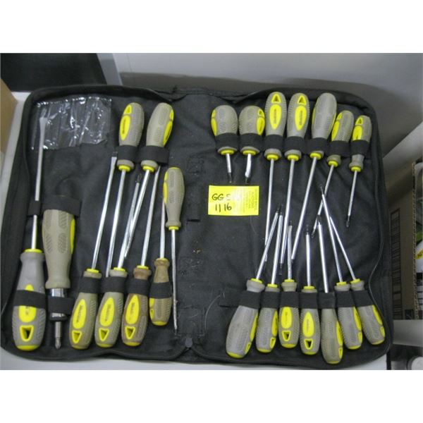 WORKFORCE SCREW DRIVER SET IN CASE