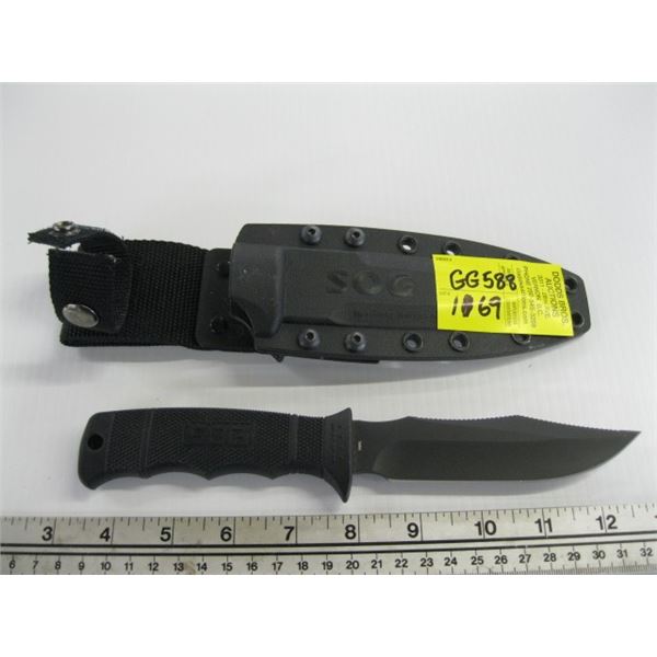 SOG SEAL PUP ELITE KNIFE IN SHEATH