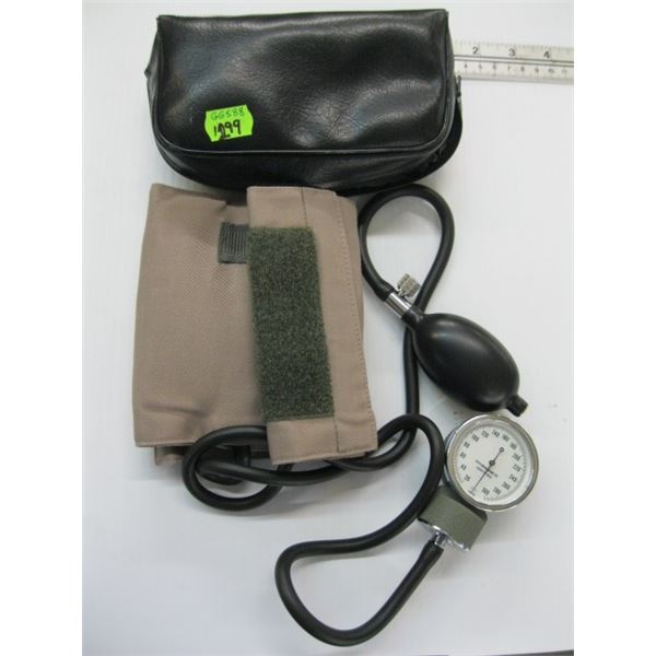 SPHYGMOMANOMETER BLOOD PRESSURE CUFF