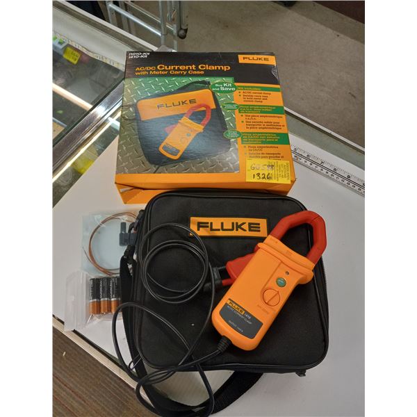 FLUKE AC/DC CURRENT CLAMP WITH METER CARRY CASE