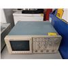 Image 1 : TEKTRONIX TDS520A 2 CHANNEL DIGITIZING OSCILLOSCOPE