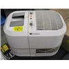 Image 1 : WHITE WESTINGHOUSE HUMIDIFIER.