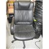 Image 1 : BLACK COMPUTER CHAIR