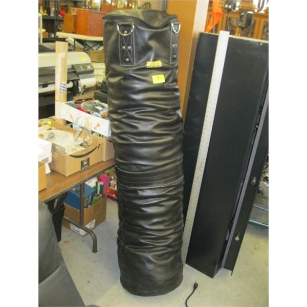 ARIES CLASSIC FIGHT GEAR PUNCHING BAG