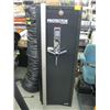 Image 1 : PROCTER BY FIRST ALERT GUN SAFE W/COMBO