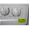 Image 3 : WHIRLPOOL STEAM CLEAN WHITE STOVE