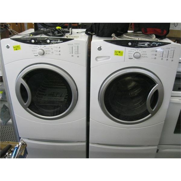 GE FRONT LOAD WASHER/DRYER ON PEDESTAL