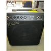 Image 1 : UNIVOX U-30B BASE AMPLIFIER