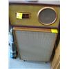 Image 1 : 2 SPEAKERS
