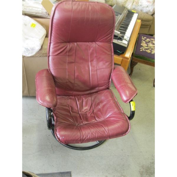 LEATHER LOOK RECLINER CHAIR