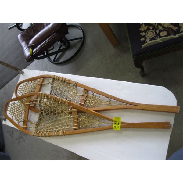 ANTIQUE SNOWSHOES