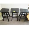 Image 1 : 3 BLACK BAR STOOLS