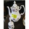 Image 1 : ROYAL ALBERT TEAPOT & BELL