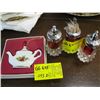 Image 1 : ROYAL ALBERT "OLD COUNTRY ROSE" TEAPOT HANGING ORNAMENT & SALT & PEPPER SHAKERS, MATCHING TOOTHPICK 