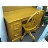 Image 1 : OAK DESK WITH CHAIR