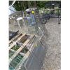 Image 2 : LOT OF TOMATOE CAGES, METAL DECORATIVE GARDEN FENCING, DRYING RACK, ETC.