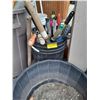 Image 1 : SMALL BUCKET OF GARDEN TOOLS