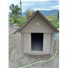 Image 1 : DOG HOUSE