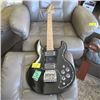 Image 1 : 'AS IS' PEAVEY T-60 GUITAR W/CASE (HAS ELECTRONIC PROBLEMS)