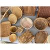 Image 15 : LARGE LOT OF BASKETS #1