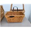 Image 30 : LARGE LOT OF BASKETS #1