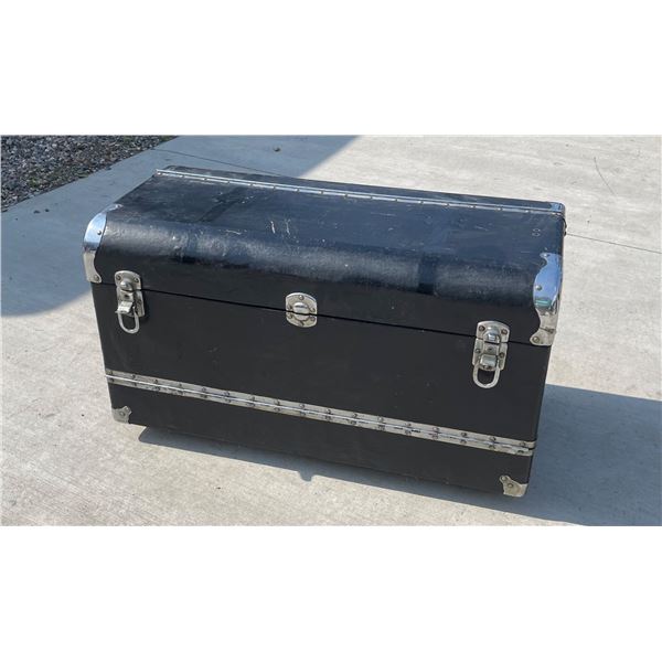 VINTAGE RUMBLE TRUNK