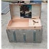 Image 7 : VINTAGE PAINTED TRUNK