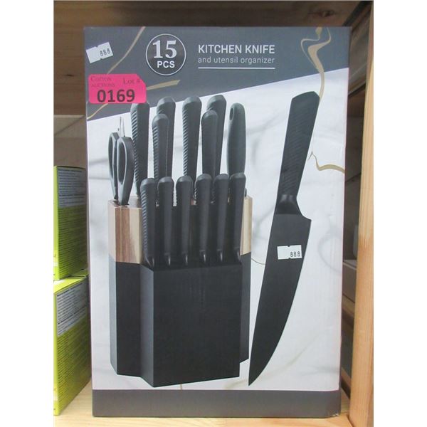 New 15 Piece Kitchen Knife and Block Set