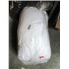 Image 1 : New Twin Pack of King Size Pillows