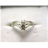 Image 2 : 10 KT Gold and 3 Diamond Ring - Size 9