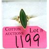 Image 1 : Vintage 10 KT Gold Nephrite Jade Ring - Size 6