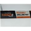 Image 2 : Cookina Reusable Grilling Mat (40cm x 50cm)