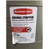 Image 2 : New Rubbermaid Animal Stopper 121L/32Gal Garbage bin - NO LID