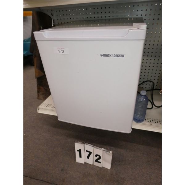 Black & Decker Bar Fridge Works