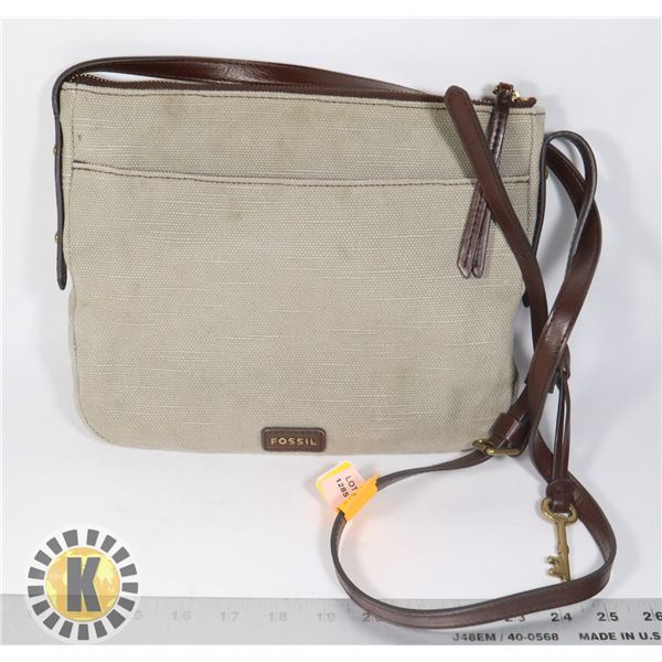 ESTATE WOMENS FOSSIL PURSE