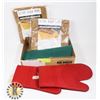 Image 1 : 2 NON SLIP RUG PADS 2'X4' AND OVEN MITTS