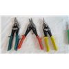 Image 2 : (3) Metal snips and 6 matching screw drivers