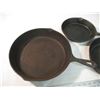 Image 2 : (3) cast iron pans