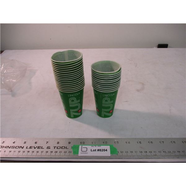 Vintage 7up cups