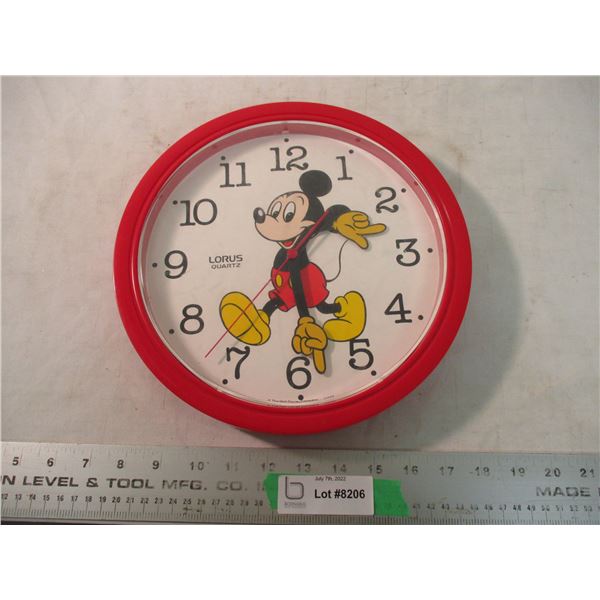 Vintage mickey mouse clock